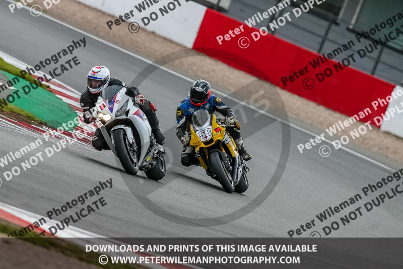 PJ Motorsport Photography;donington no limits trackday;donington park photographs;donington trackday photographs;no limits trackdays;peter wileman photography;trackday digital images;trackday photos